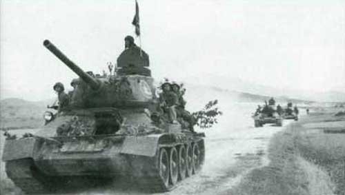 T-34 là xe tăng chiến đấu chủ lực đầu tiên của quân đội Việt Nam, là cơ sở hình thành lực lượng tăng - thiết giáp Việt Nam hiện nay.